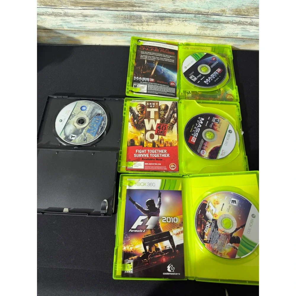 Microsoft Xbox 360 Game Lot 10 Games Green EUC GTA V Call of Duty Mass Effect